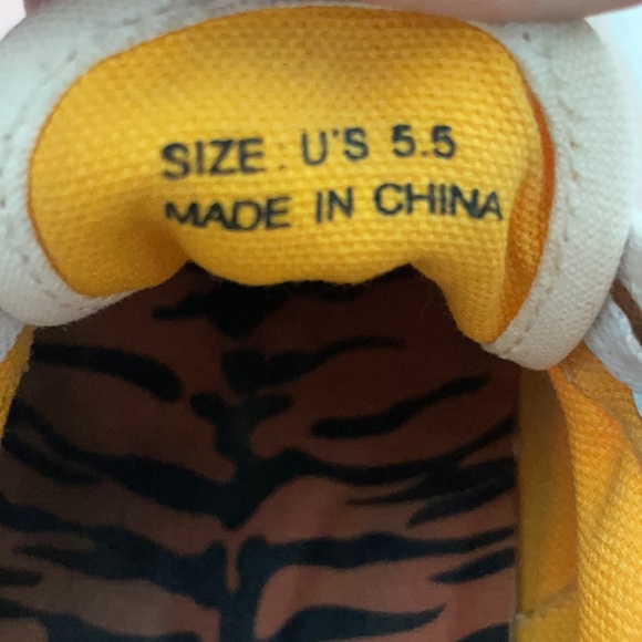 Vans™️ Authentic & Rare “People Powered” Design. - Picture 10 of 10